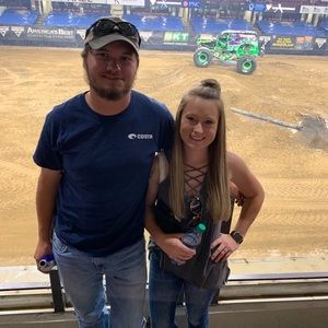 Meet your Posher, Austin